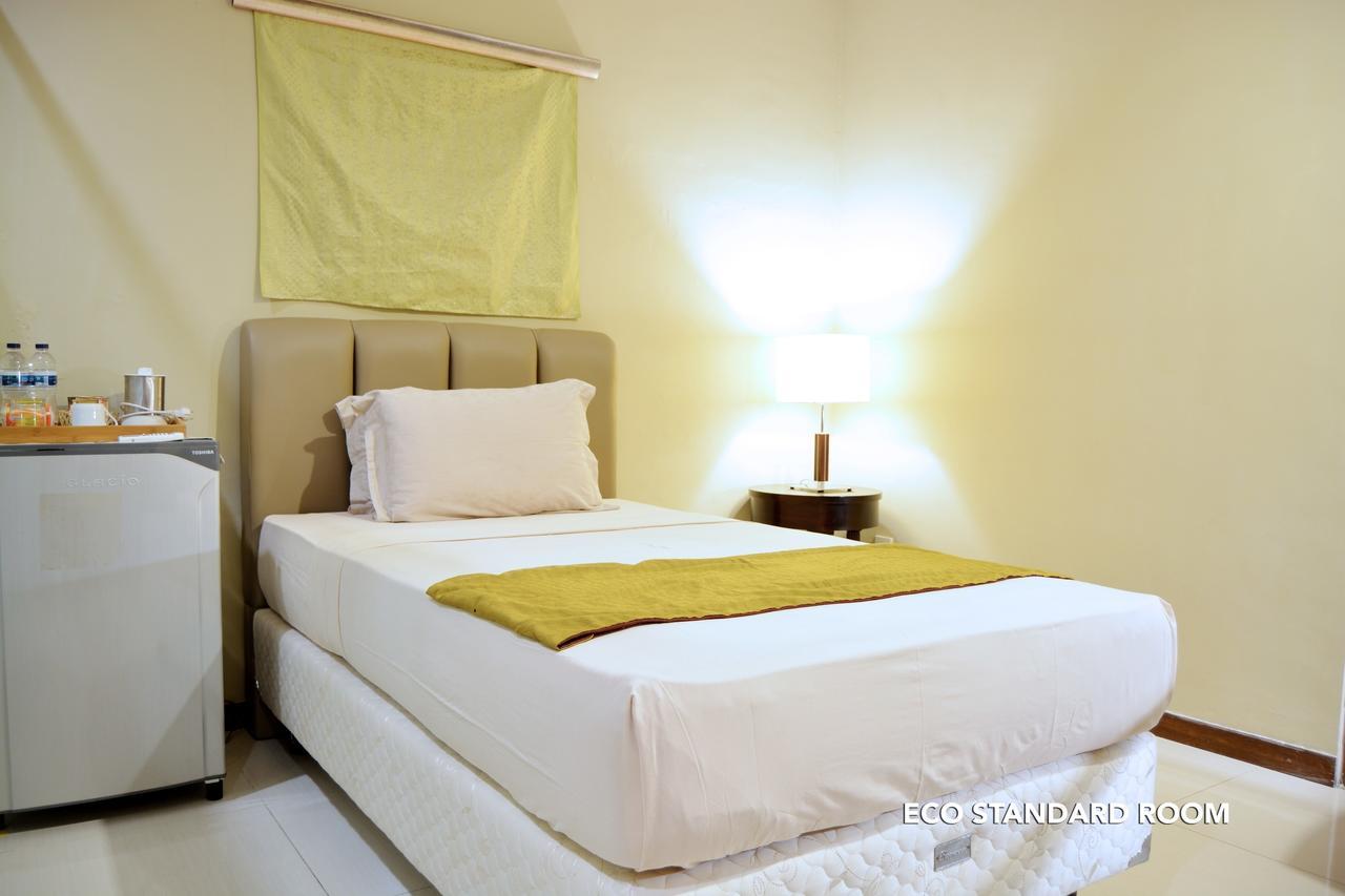 W Home Cipete Jakarta Exterior photo