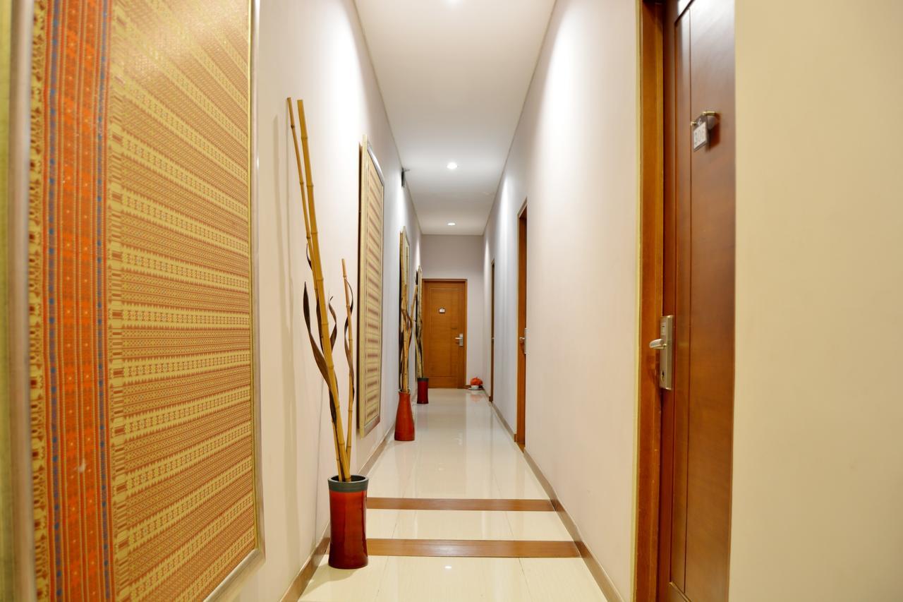 W Home Cipete Jakarta Exterior photo